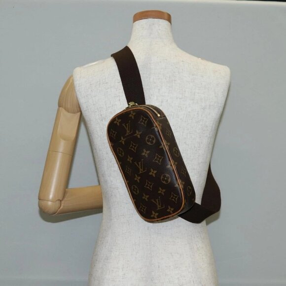 LOUIS VUITTON Monogram Pochette Gange Shoulder Bag M51870 LV Auth yk18953V - Picture 14 of 16